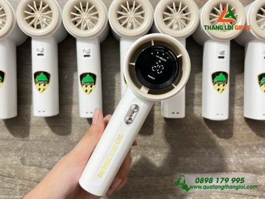 Quạt Cầm Tay Mini Màu Trắng Kem In Logo Đại Phúc Vinh CNC