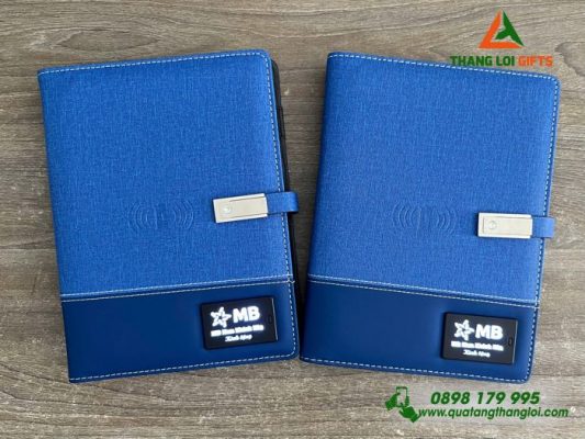 Sổ Sạc Công Nghê 4in1 8.000mAh Khắc Logo Ngân Hàng MB Bank