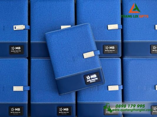 Sổ Sạc Công Nghê 4in1 8.000mAh Khắc Logo Ngân Hàng MB Bank