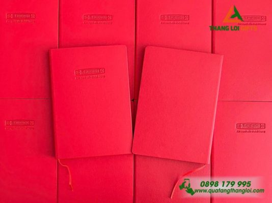 Sổ Da Dán Gáy Màu Đỏ Dập Chìm Logo Doanh Nghiệp Thibidi
