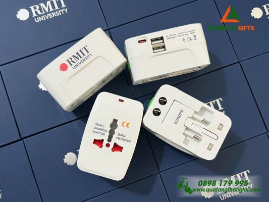 Adapter Du Lịch Màu Trắng In Logo Trường Đại Học RMIT