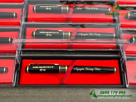 Bút Ký Kim Loại Màu Đen Khắc Tên Chi Đoàn Thanh Niên KTNN KV
