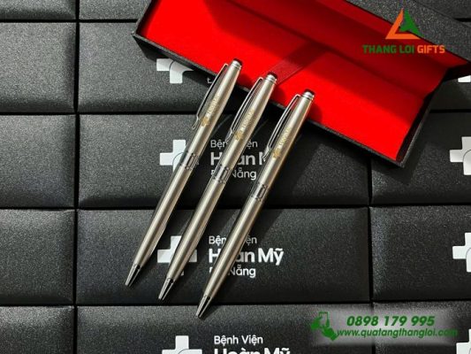  Bút Ký Kim Loại Khắc Logo Bệnh Viện Hoàn Mỹ Đà Nẵng