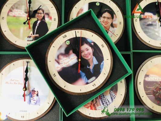 Đồng Hồ Gỗ Tròn In Logo Làm Quà Tặng Ngày Báo Chí Việt Nam