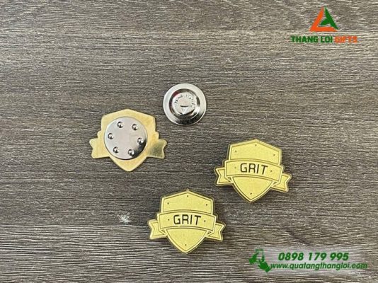 Huy Hiệu Cài Áo In Khắc Logo Doanh Nghiệp GRIT