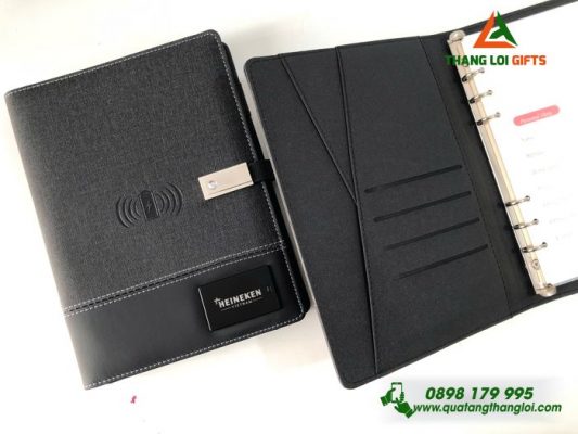 Sổ Sạc Đa Năng 4in1 Màu Đen 8.000mAh Khắc Nội Dung Theo Yêu Cầu