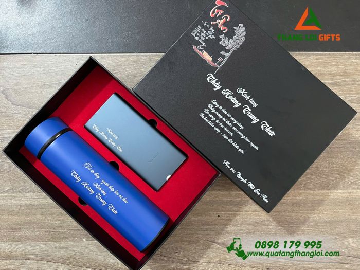 Bo qua tang Binh + Pin sac in khac ten lam qua tang truong hoc (2)