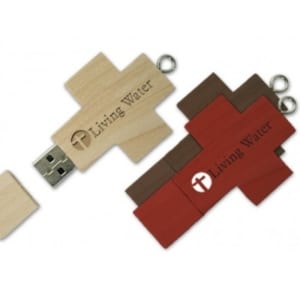 UGT 08 - USB vỏ gỗ Thánh Gia in logo