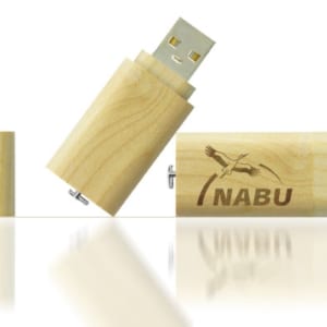 UGT 15 - USB Vỏ gỗ nắp đẩy khắc logo quà tặng