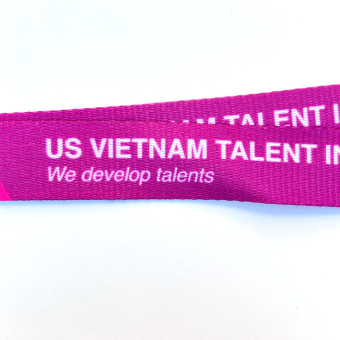 DTT 11 - Day deo the nhan vien p20f144ra US VIETNAM