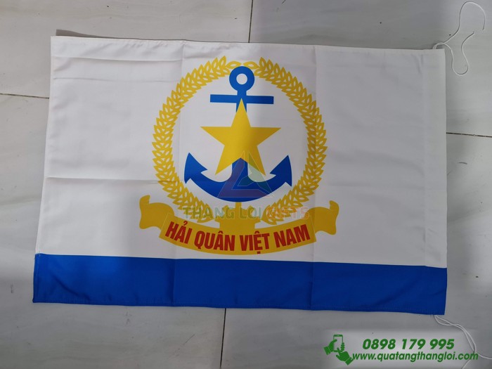 In logo Cờ Hải Quân VIỆT NAM