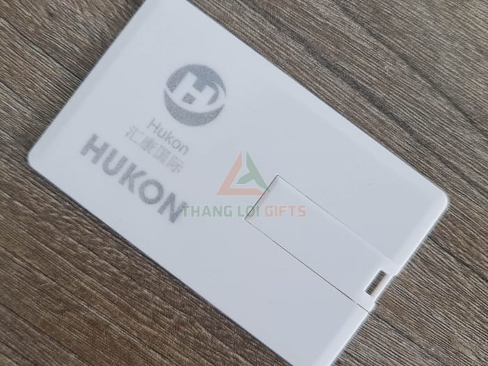USB thẻ nhựa cao cấp in logo HUKON