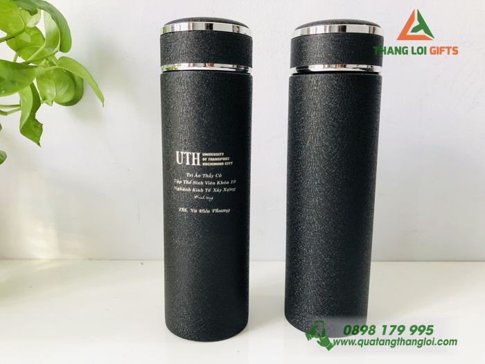 Bình giữ nhiệt Inox cao cấp Màu đen - Khắc nội dung Tri ân Thầy cô Trường ĐH Giao Thông Vận Tải UTH