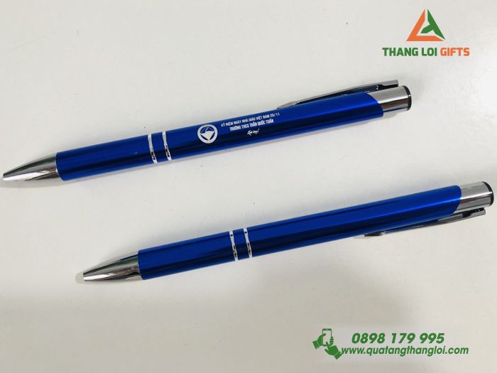 Bút bi kim loại Màu xanh - Khắc logo Trường Trần Quốc Tuấn