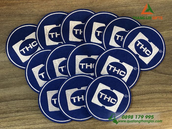 Miếng lót ly vải nỉ - In ấn logo THC