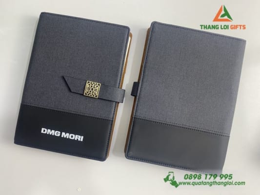 Sổ tay bìa còng Có quai cài nam châm In logo DMG MORI