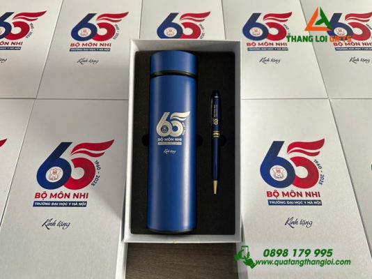 Bộ Qùa Tặng Giftset Bình Bút Màu Xanh Khắc Logo Kỉ Niệm 65 Năm Bộ Môn Nhi Trường Đại Học Y Hà Nội