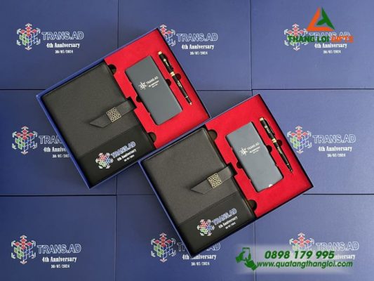 Bộ Qùa Tặng Giftset Sổ Tay - Pin Sạc - Bút Ký In Khắc Logo Doanh Nghiệp TRANSAD 