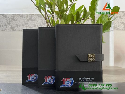 SỔ TAY BÌA CÒNG IN ẤN LOGO ĐỊA LÝ K26 - QUÀ TẶNG ƯU CHUỘNG