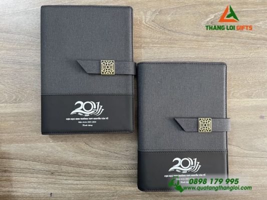SỔ TAY BÌA CÒNG IN KHẮC LOGO - MÓN QUÀ TRI ÂN