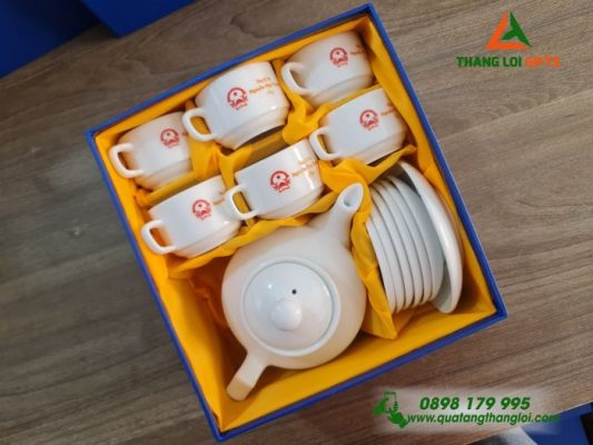 BỘ QUÀ TẶNG TÁCH TRÀ LY SỨ IN KHẮC LOGO - QUÀ TẶNG TINH TẾ
