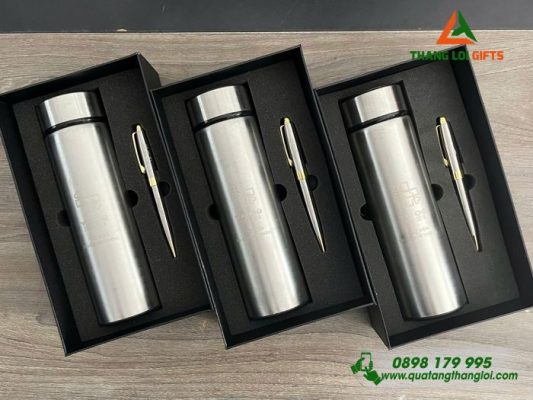 Combo Quà Tặng (Bình+Bút) – In Khắc Logo Kỷ Niệm 10 Năm Ra Trường
