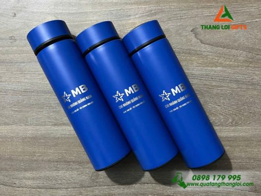 Bình Giữ Nhiệt Màu Xanh – Khắc Logo Ngân Hàng MB