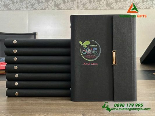 Sổ Tay Bìa Còng Gập 3 – In Logo Trường THCS Trần Quý Cáp