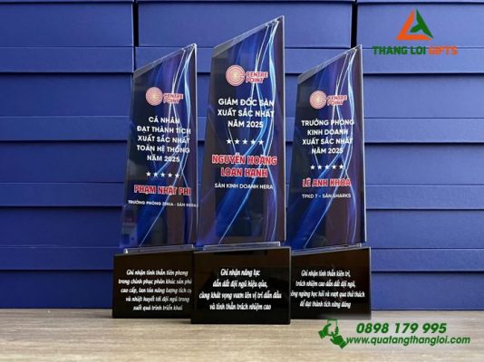 Cup Pha Lê - In Logo Doanh Nghiệp CENTRE POINT