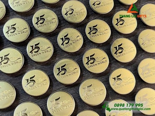 Huy Hiệu Cài Áo - Logo Kỷ Niệm 15 Năm Doanh Nghiệp GREEN WORLD