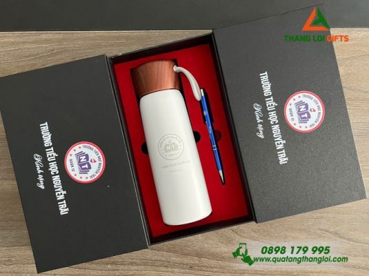 Combo Quà Tặng (Bình+Bút) - In Khắc Logo Trường Tiểu Học Nguyễn Trãi
