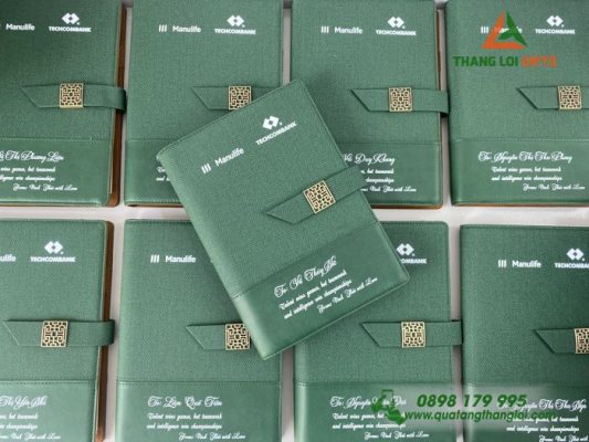 Sổ Da Bìa Còng In Logo Ngân Hàng Techcombank Tri Ân Khách Hàng