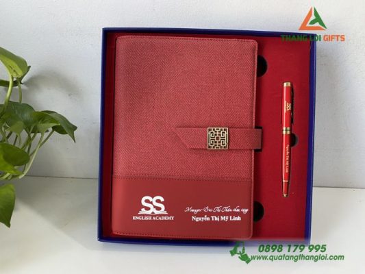 Bộ Quà Tặng Sổ+Bút In Khắc Logo Học Viện Anh Ngữ SS English Academy
