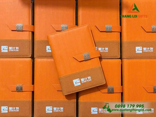 Mẫu Sổ Da Bìa Còng Màu Cam In Logo Doanh Nghiệp Luxshare ICT Cao Cấp