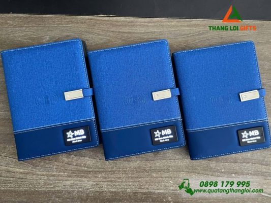 Sổ Sạc Công Nghê 4in1 8.000mAh Khắc Logo Ngân Hàng MB Bank