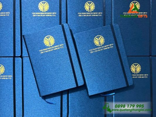 Sổ Tay Dán Gáy Màu Xanh Ép Kim Vàng Logo Doanh Nghiệp Y Tech